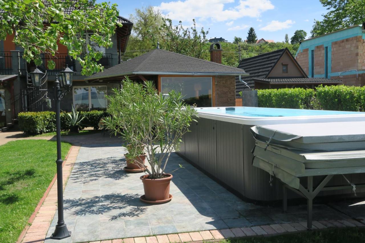 Granit Villa บาลาตอนซาร์โซ ภายนอก รูปภาพ