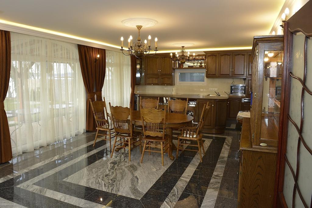 Granit Villa บาลาตอนซาร์โซ ภายนอก รูปภาพ